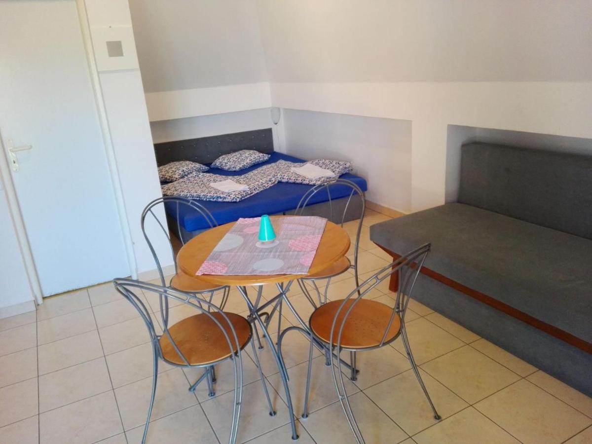 Dom Studia Petra Ξενοδοχείο Štúrovo Εξωτερικό φωτογραφία